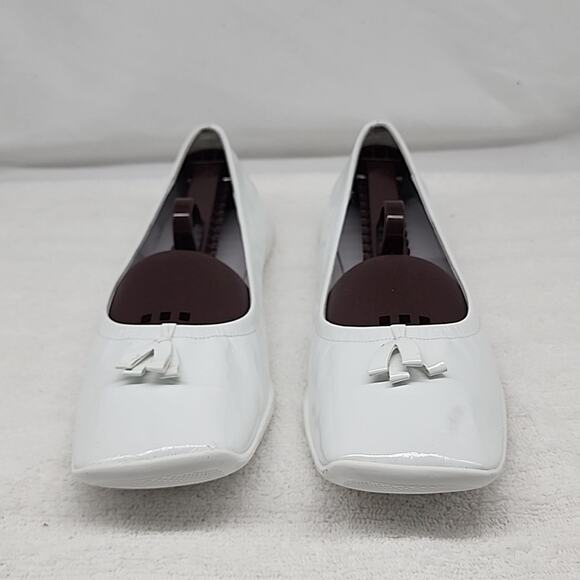 JEFFREY CAMPBELL BALLERINA FLAT IN WHITE CRINKLE PATTEN LADIES 8.5 NWOB GORGEOUS - Picture 4 of 16